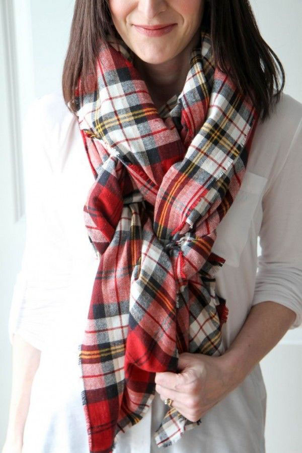 how to wear a blanket scarf