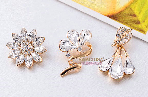 Bling Diamond Alloy Crystal Lotus Pendant DIY Phone Case Cover Deco Kit 22mm - Gold