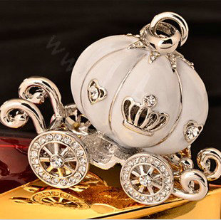 Bling Pumpkin car Alloy Rhinestone Crystal DIY Phone Case Cover Deco Kit 55*45mm - White