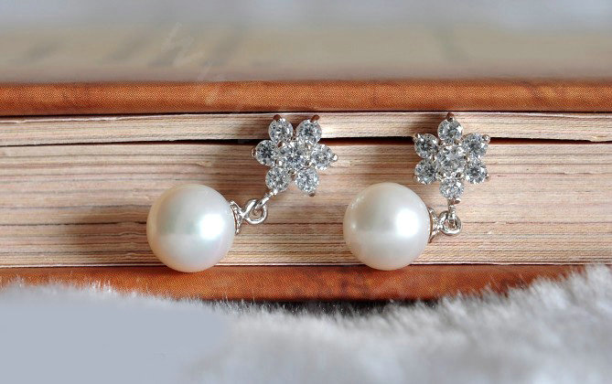 925 sterling silver Natural freshwater pearl Snowflake earrings Eardrop 9.5X10mm