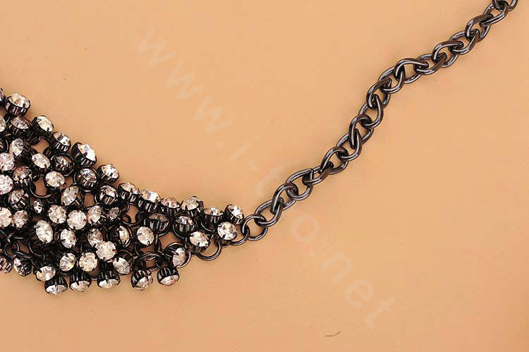 High-end fashion women choker exaggeration luxury Daisy Crystal bib necklace - Black