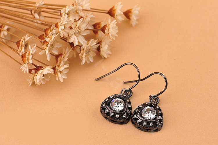 Luxury fashion women crystal diamond earrings 18k gold - Black