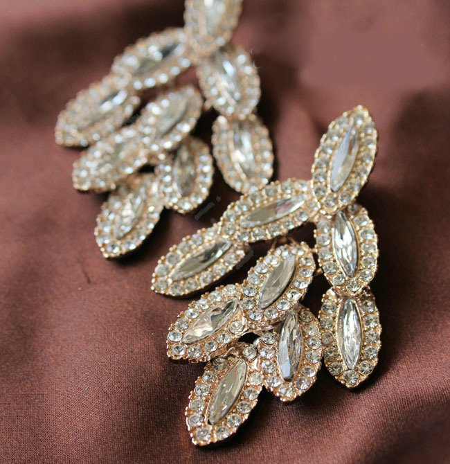 Luxury fashion women diamond crystal earrings 18k gold plated - White