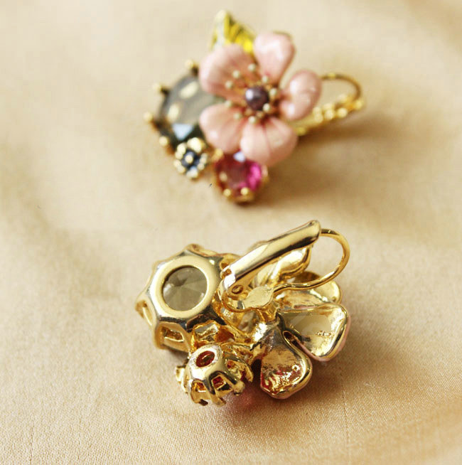 Luxury fashion women flower crystal diamond earrings 18k gold plated - Pink