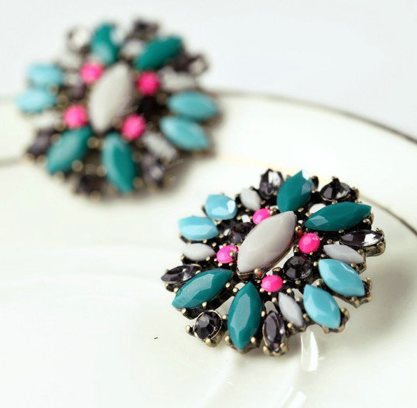 Luxury fashion women retro crystal diamond gems earrings gold plated - Blue