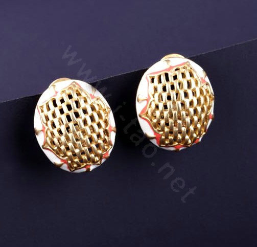 Luxury fashion woman woven mesh hollow stud earrings 18k gold plated