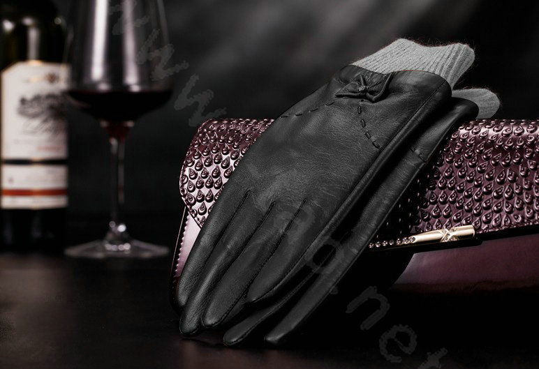 Allfond women winter waterproof cold-proof bow-knot wool genuine goatskin leather gloves L - Black