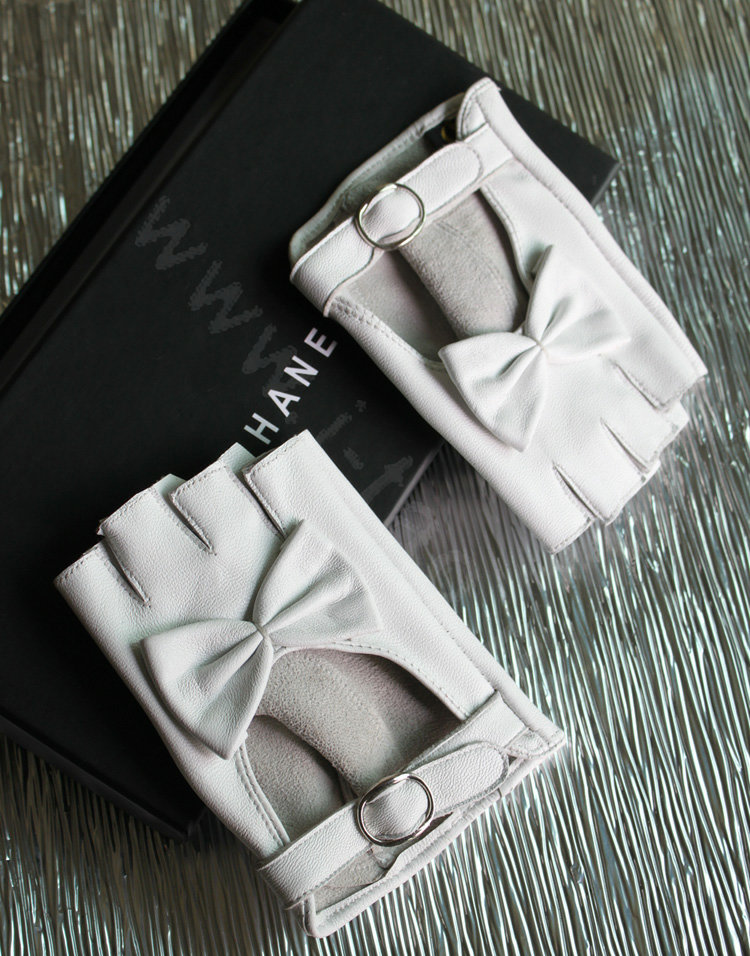 Fashion Women Bowknot Genuine Leather Sheepskin Half-finger Short Gloves Driving - White