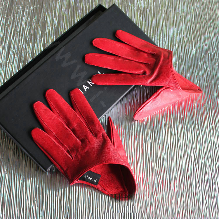 Fashion Women Genuine Leather Sheepskin Half Palm Short Gloves Size M - Red