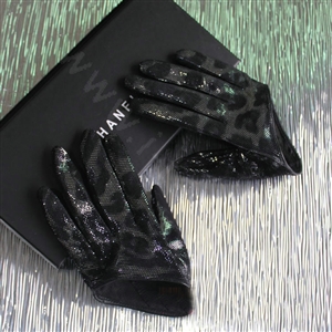 Fashion Women Snake pattern Leopard Genuine Leather Sheepskin Half Palm Short Gloves - Black