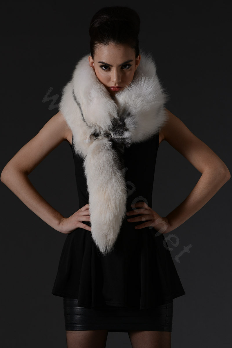 Luxury fox fur scarf fashion Women Whole fox fur shawl winter warm tippet neck wrap - White black