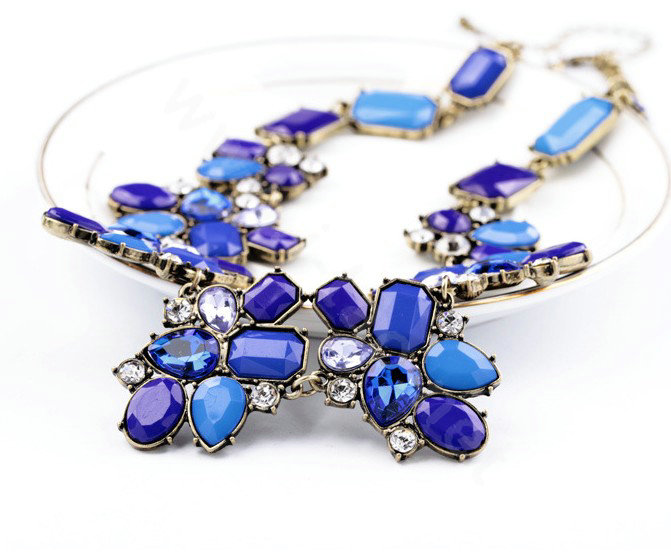 Luxury Crystal Blue Gemstone Flower charm Pendant Choker Bib Statement Necklace Women Jewelry