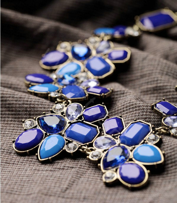 Luxury Crystal Blue Gemstone Flower charm Pendant Choker Bib Statement Necklace Women Jewelry
