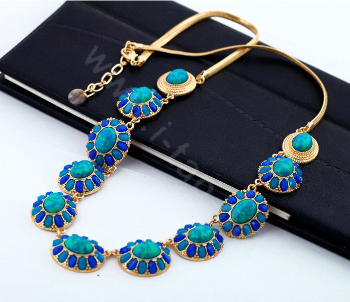 Luxury Crystal Blue Gemstone Pendant Choker long Unique Statement Necklace Women Jewelry