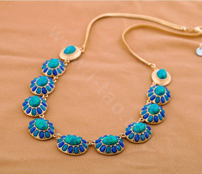 Luxury Crystal Blue Gemstone Pendant Choker long Unique Statement Necklace Women Jewelry