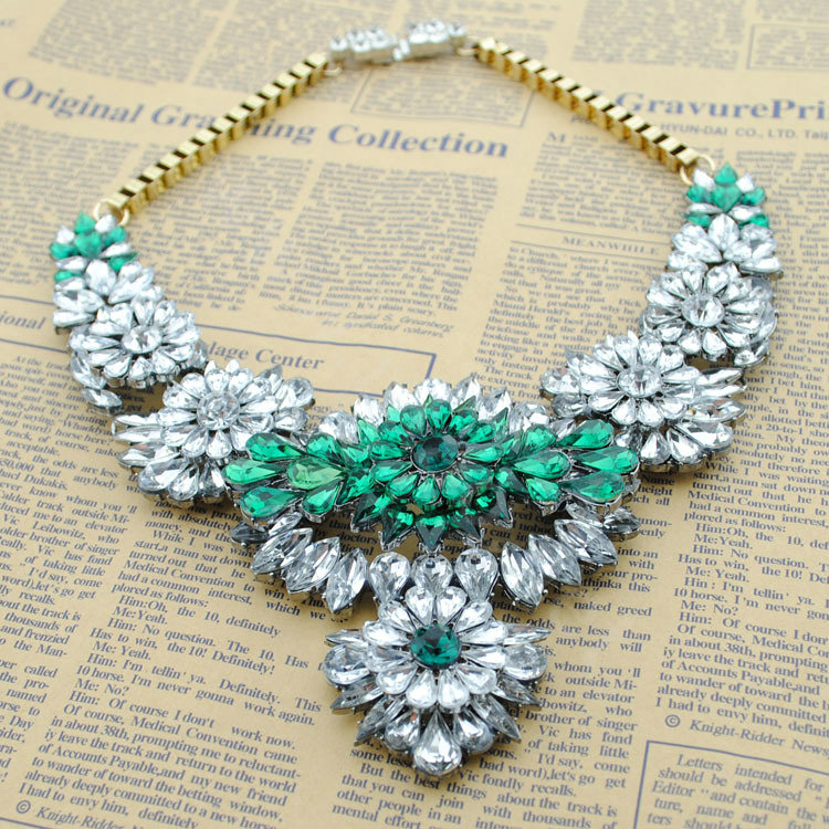 Luxury Crystal Flower Wings Pendants Chokers Statement Bib Necklace Women Jewelry - Green