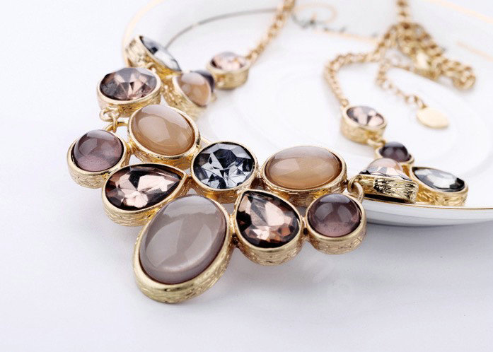 Luxury Crystal Gemstone Alloy Pendant Choker Bib Statement Necklace Women Jewelry - Purple