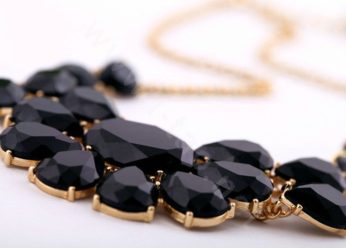 Luxury Crystal Gemstone Flower Pendant Choker Bib Statement Necklace Women Jewelry - Black