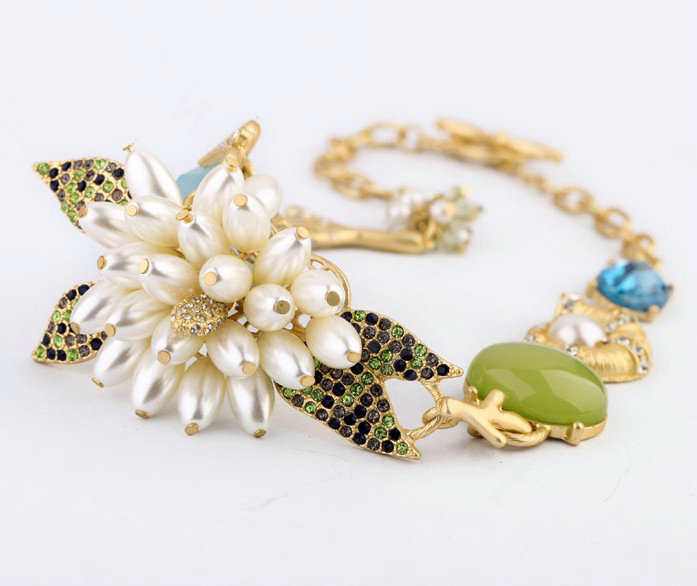 Luxury Crystal Gemstone Pearl Flower Pendant Choker Bib Statement Necklace Women Jewelry
