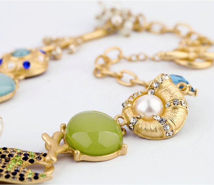 Luxury Crystal Gemstone Pearl Flower Pendant Choker Bib Statement Necklace Women Jewelry
