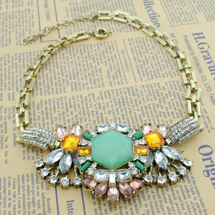 Luxury Crystal Gemstone Pendant Vintage Choker Statement Bib Necklace Women Jewelry - Blue