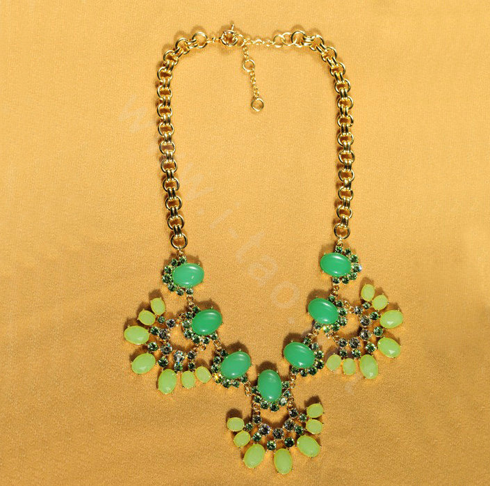 Luxury Crystal Green Gemstone Flower Pendant Choker Bib Statement Necklace Women Jewelry