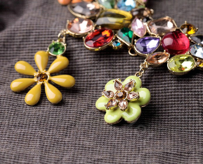 Luxury Crystal Multicolor Gemstone Alloy Flower Pendant Choker Bib Statement Necklace Women Jewelry