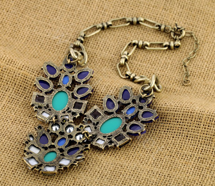 Luxury Crystal Retro Blue Gemstone charm Pendant Choker Bib Statement Necklace Women Jewelry