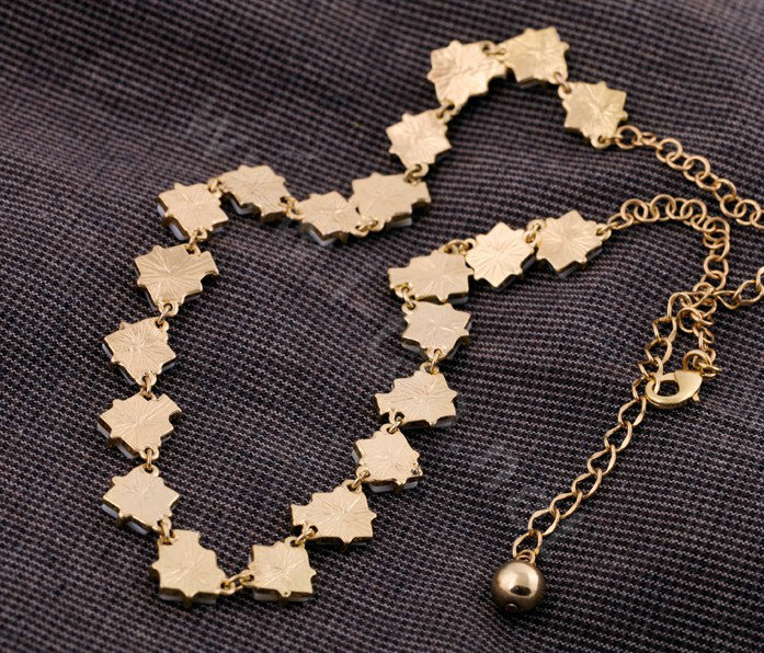 Luxury Crystal Square Shell charm Pendant Choker Statement Necklace Women Jewelry - White