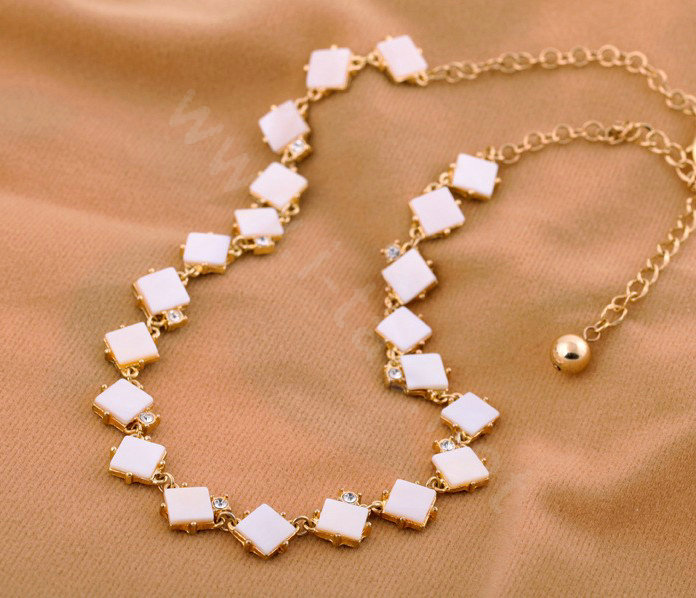 Luxury Crystal Square Shell charm Pendant Choker Statement Necklace Women Jewelry - White