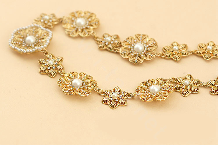 Luxury Elegant Women Choker Crystal Pearl Flower Bib Necklace Jewelry - Gold