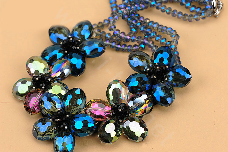 Luxury Exaggeration Women Choker Multilayer Crystal Bead Flower Bib Necklace Jewelry - Blue