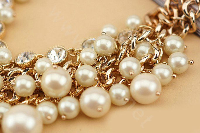 Luxury Exaggeration Women Choker Multilayer Crystal Pearl Bib Necklace Jewelry - Beige