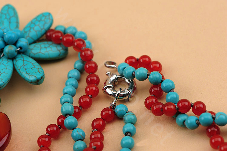 Luxury Exaggeration Women Choker Natural Stone Gem Flower Bib Necklace Jewelry - Red+Blue