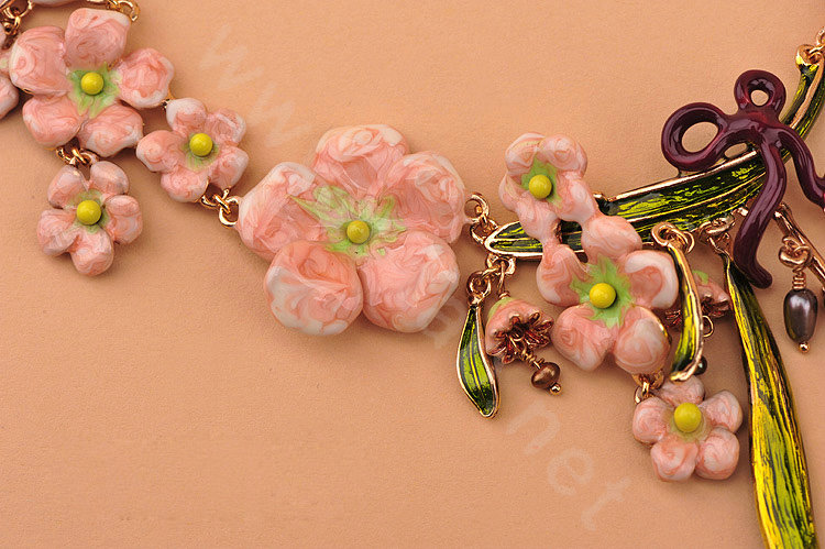 Luxury Fashion Women Choker Romantic Flower Pearl Bib Necklace Jewelry - Pink