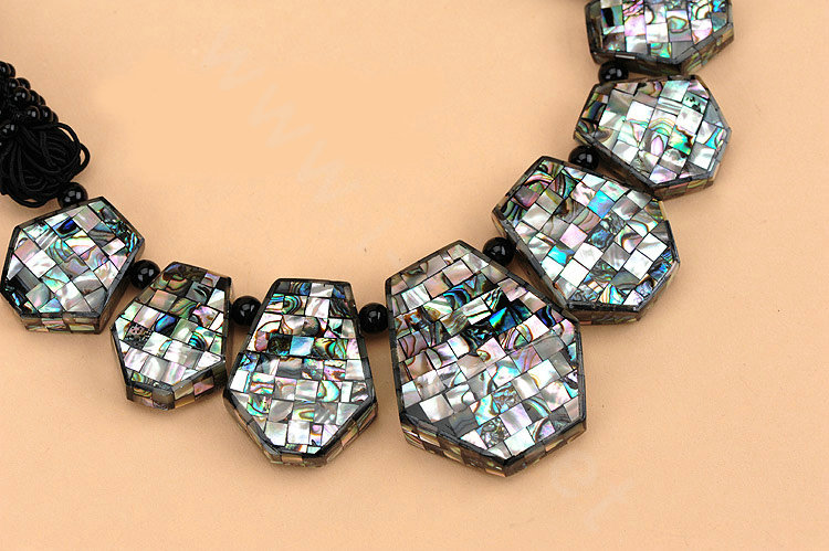 Luxury Fashion Women Exaggeration Choker Bead Natural Shell Bib Necklace Jewelry - Black