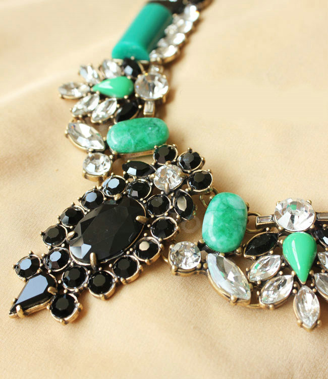 Luxury Fashion Women Exaggeration Choker Crystal Gem Flower Bib Necklace Jewelry - Green