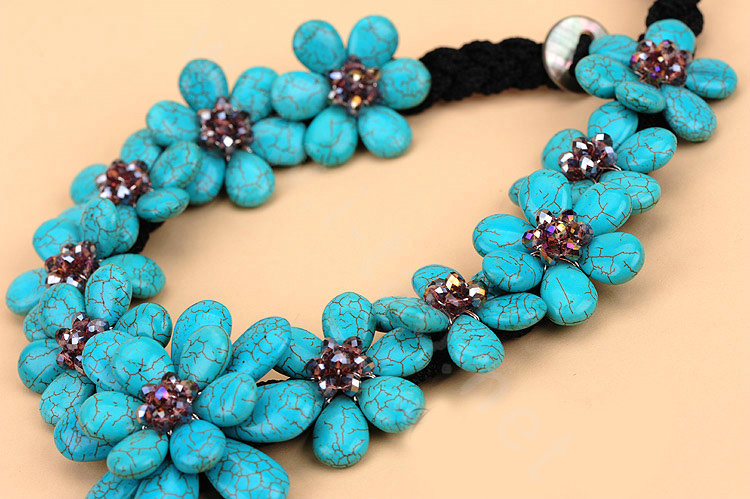 Luxury Fashion Women Exaggeration Choker Natural Gems Flower Bib Necklace Jewelry - Blue