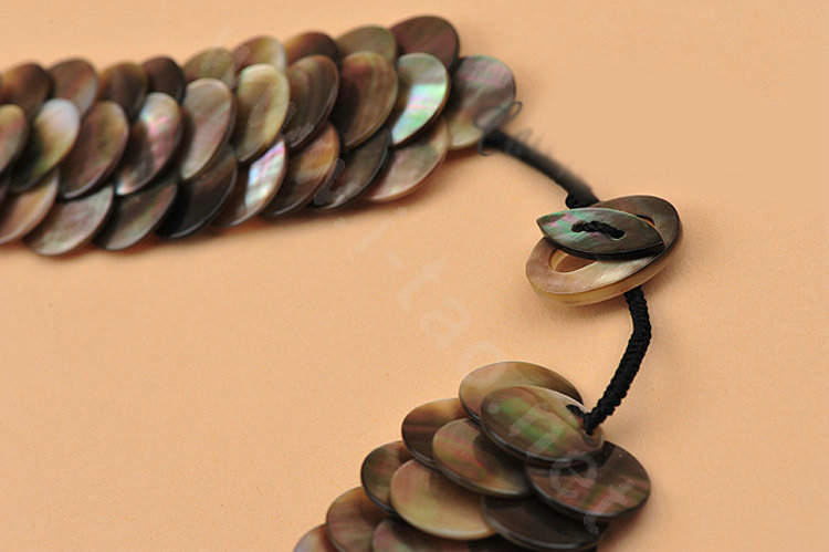 Luxury Fashion Women Exaggeration Choker Natural Shell Slice Bib Necklace Jewelry - Coffee
