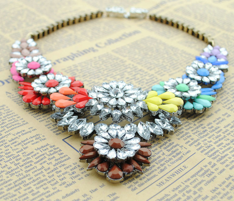 Luxury multicolor Crystal Flower Wings Pendants Chokers Statement Necklace Women Jewelry