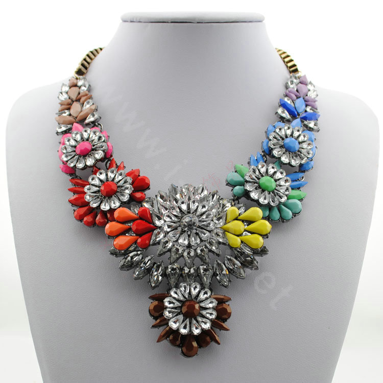 Luxury multicolor Crystal Flower Wings Pendants Chokers Statement Necklace Women Jewelry