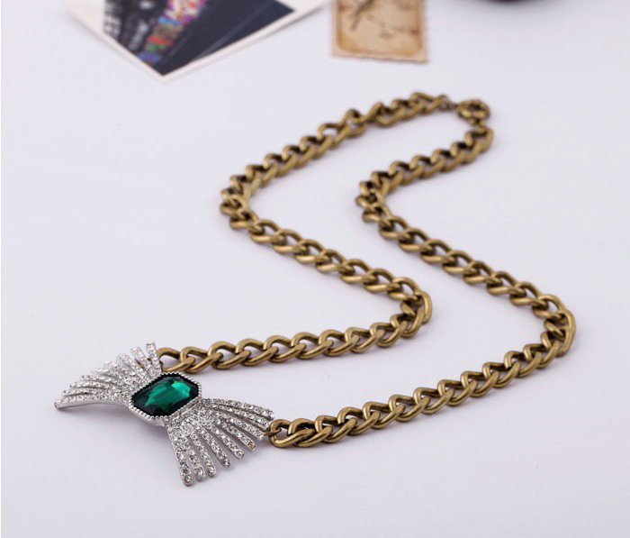Retro Alloy Bowknot Green Crystal Pendant Choker Bib Statement Necklace Women Jewelry