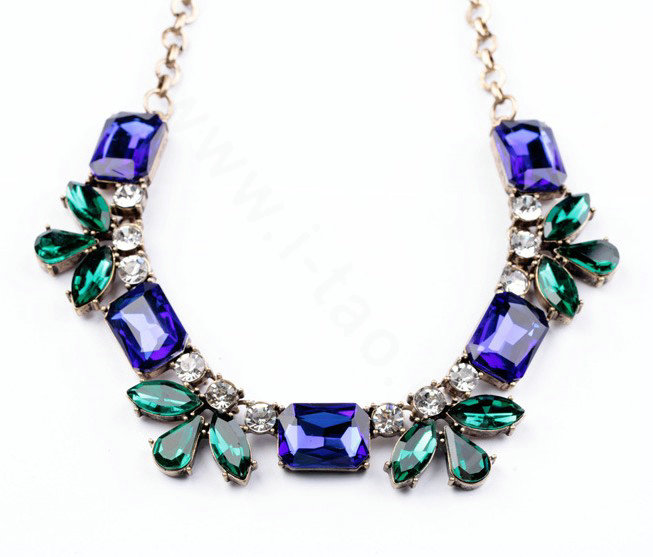 Retro Luxury Crystal Blue Gemstone Flower Pendant Choker Bib Statement Necklace Women Jewelry