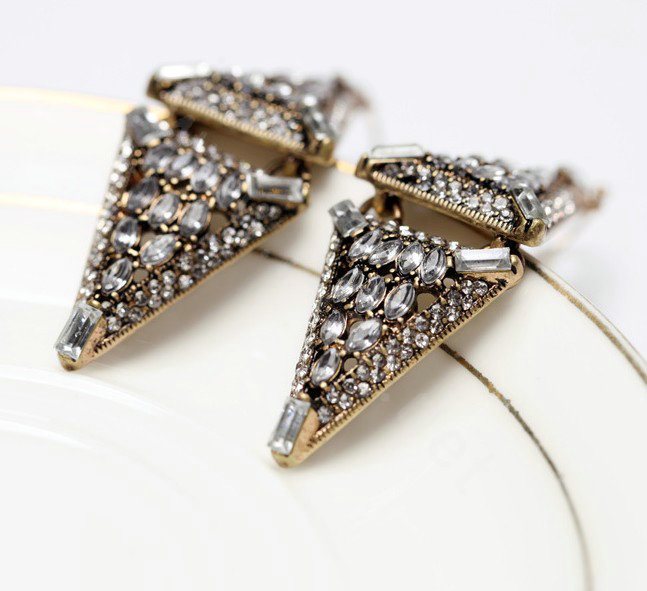 Retro White Crystal Rhombic Dangle Earrings Gold Plated Women Fashion Jewelry