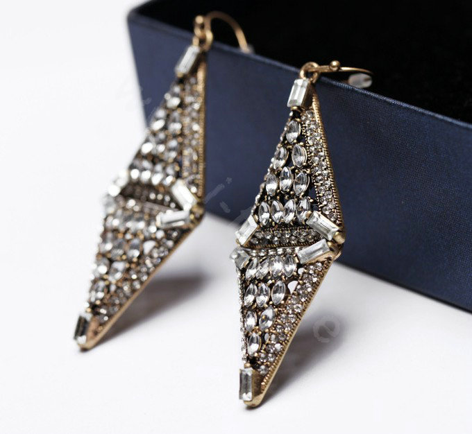 Retro White Crystal Rhombic Dangle Earrings Gold Plated Women Fashion Jewelry