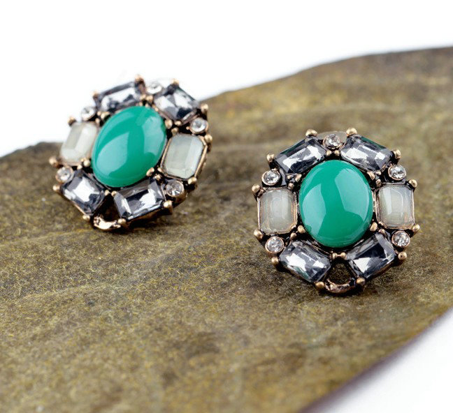 Simple Retro Crystal Blue Gemstone Stud Earrings Gold Plated Women Fashion Jewelry