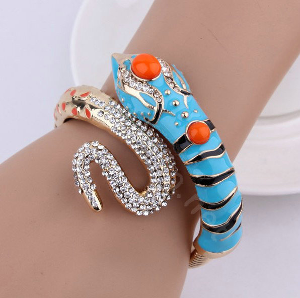 Women Retro Exaggeration Crystal Snake Alloy GP Bracelet Jewelry - Blue