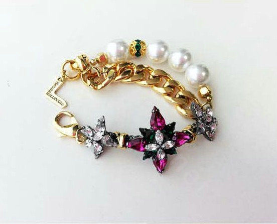 Women Retro Exaggeration Flower Crystal Pearl Chain Bracelet Jewelry - Gold