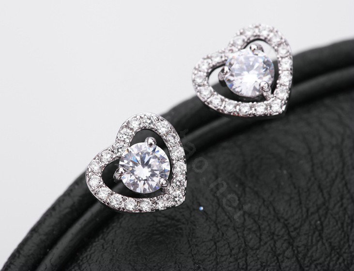 Hearts and arrows Zircon Crystal White Gold Plated Stud Earrings Women Luxury Lady Jewelry