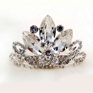 Classic Bride Peacock Rhinestone Crystal Bridal Hair Crowns Tiaras Combs Wedding Accessories
